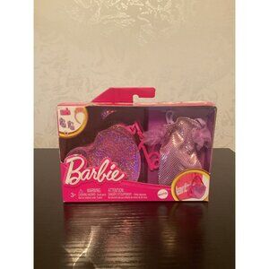 Barbie Fashionista Dress-Up Set With 5 Surprise Accessories For Ages 3+